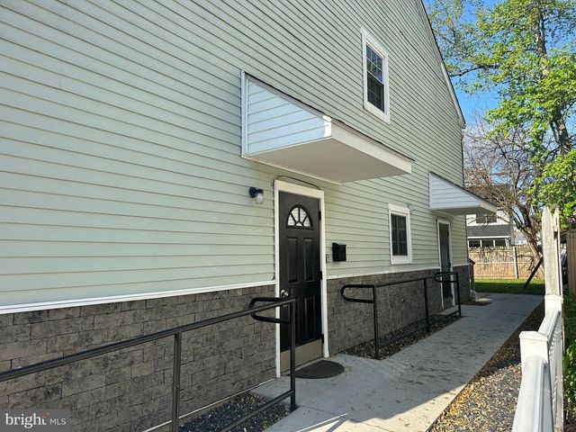 110 BRAITHWAITE LN, Quakertown, PA 18951