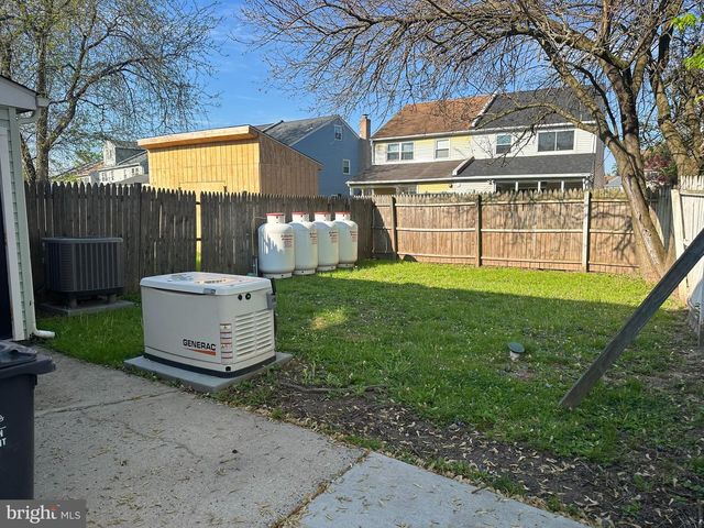 110 BRAITHWAITE LN, Quakertown, PA 18951