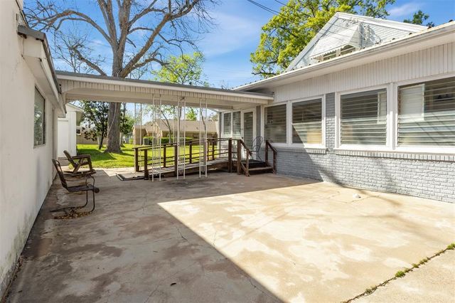 2526 Avenue G, Rosenberg, TX 77471