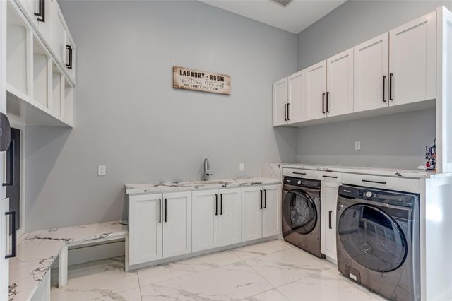 116 Mesones RD, Florence, TX 76527