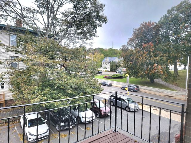 426 Pleasant St 23, Malden, MA 02148