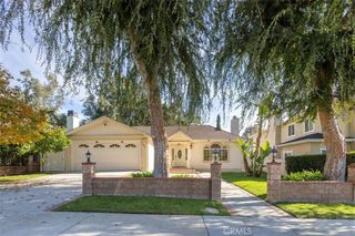 4926 Crown Avenue, La Canada Flintridge, CA 91011