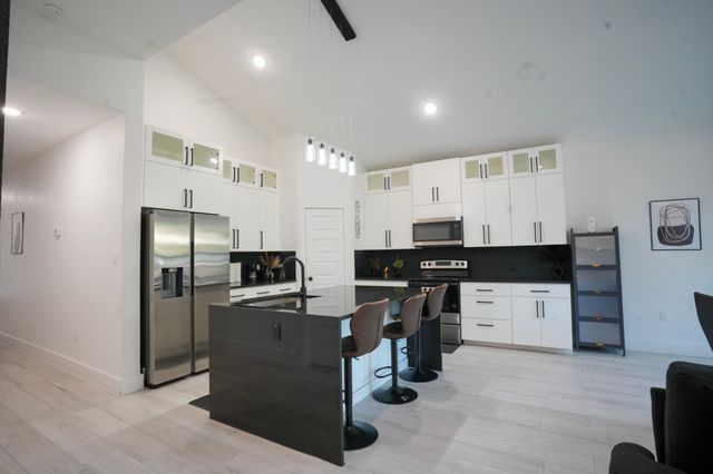4523 Solar Lane, Dallas, TX 75216