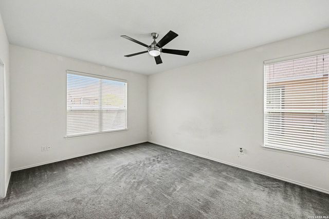 8950 Victoria Lk, San Antonio, TX 78224