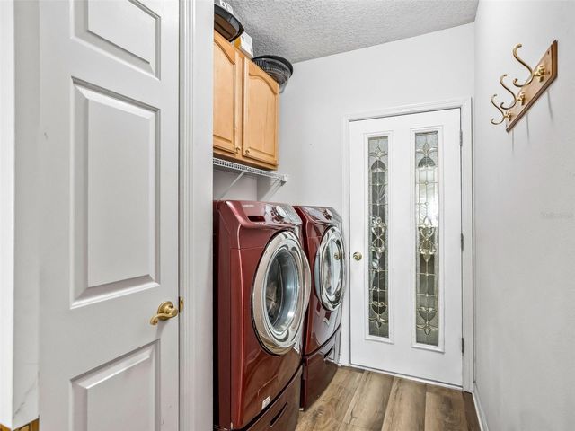 1409 MEADOW VIEW WAY, Lady Lake, FL 32159