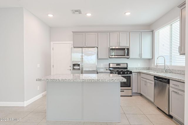 2516 N STONE HILL Road, Buckeye, AZ 85396