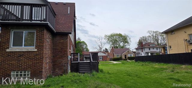 16765 Blackstone Street, Detroit, MI 48219