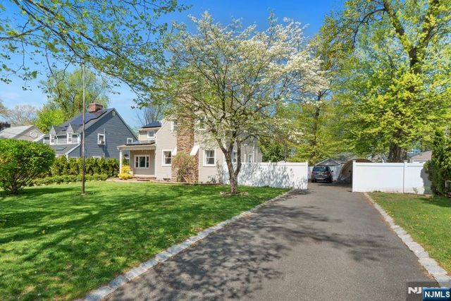 153 Tryon Avenue, Englewood, NJ 07631