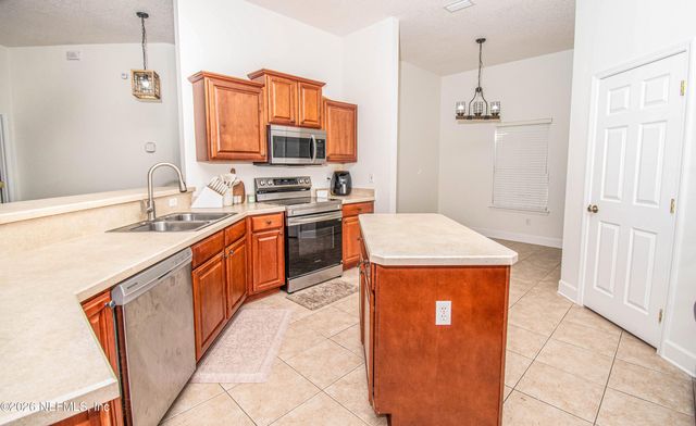 7733 ODIS YARBOROUGH Road, Glen St. Mary, FL 32040