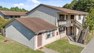 3211 Summer Place, Greenville, NC 27834