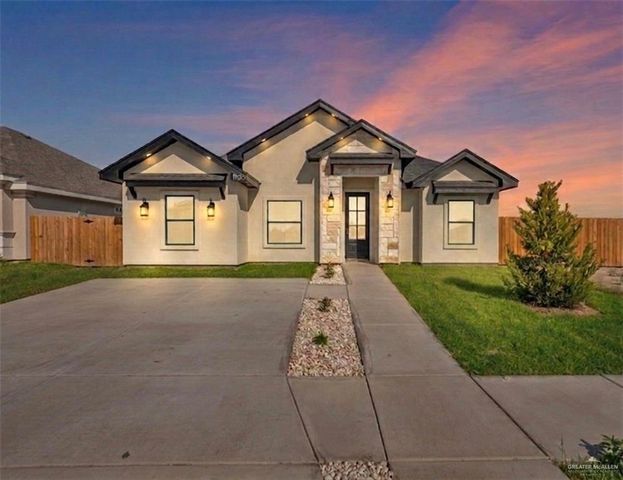 1105 Altuve Drive, Edinburg, TX 78541