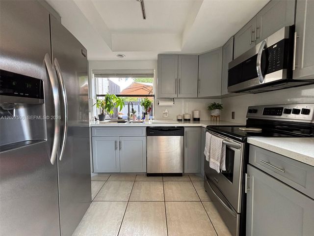 14950 SW 49th Lane 7C, Miami, FL 33185