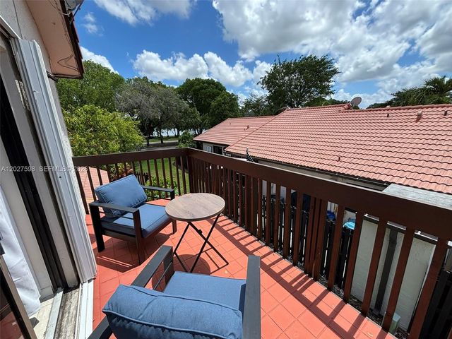14950 SW 49th Lane 7C, Miami, FL 33185