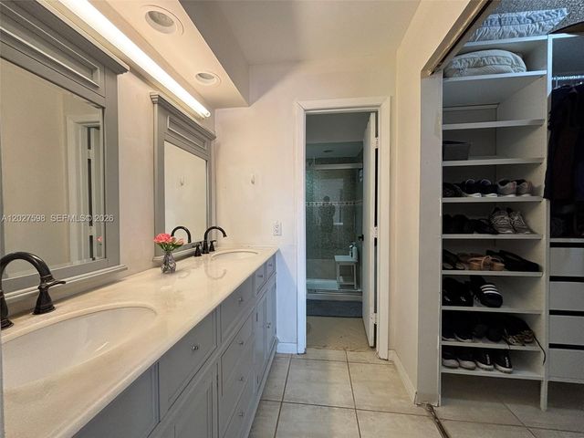 14950 SW 49th Lane 7C, Miami, FL 33185