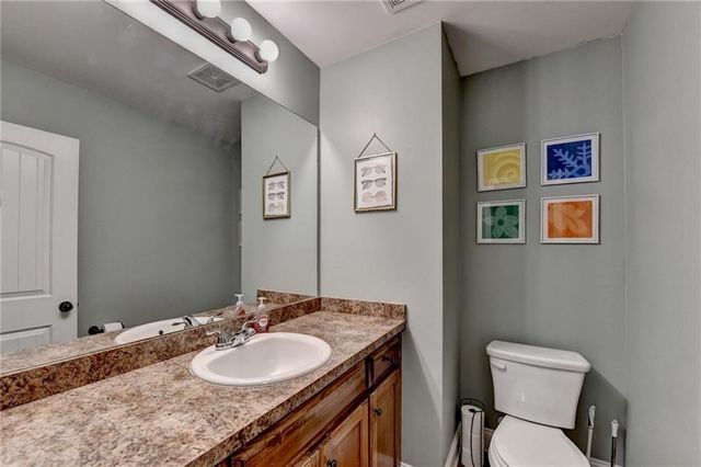 5604 Divine Lane, Clermont, GA 30527