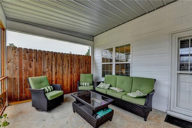 5604 Divine Lane, Clermont, GA 30527