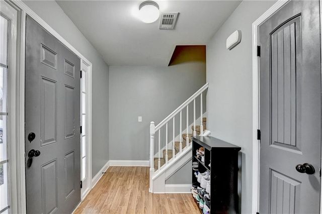 5604 Divine Lane, Clermont, GA 30527