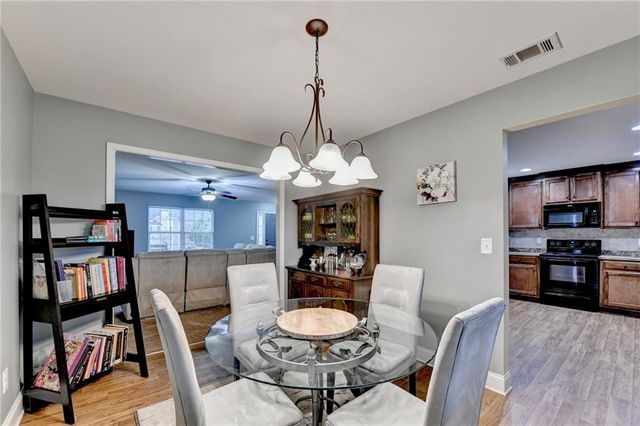 5604 Divine Lane, Clermont, GA 30527