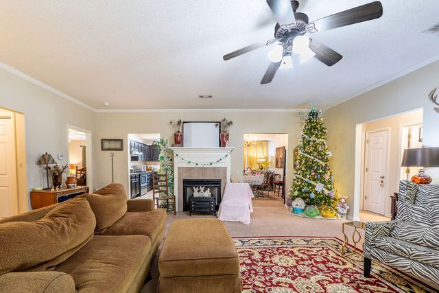 604 E Ash, Fayetteville, AR 72703