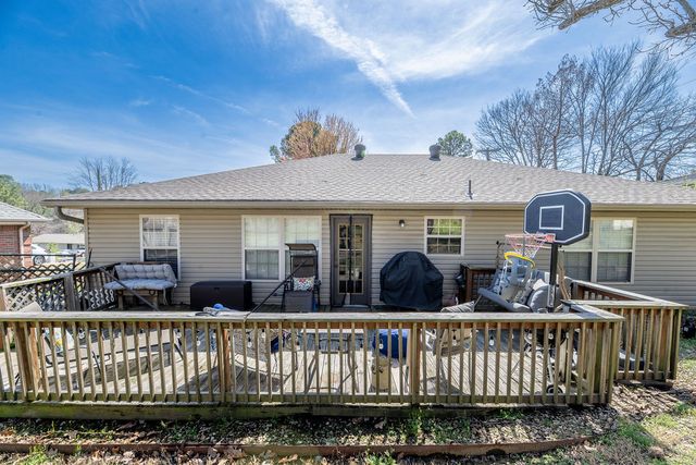 604 E Ash, Fayetteville, AR 72703