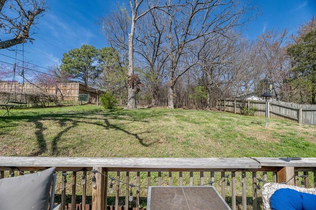 604 E Ash, Fayetteville, AR 72703