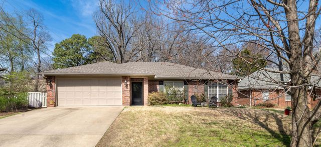 604 E Ash, Fayetteville, AR 72703