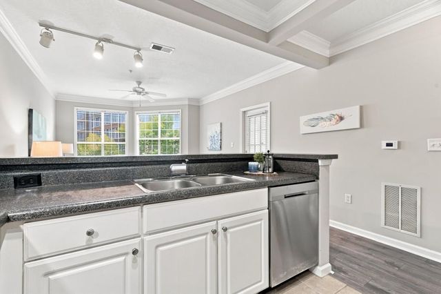 4102 Westchester Ridge NE, Atlanta, GA 30329