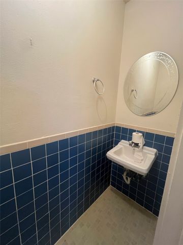 5242 Richard Avenue, Dallas, TX 75206