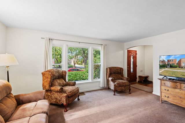759 Westchester Boulevard, Westchester, IL 60154