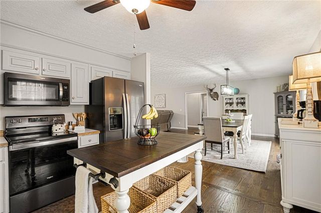 4536 Sequoia Drive, Oakwood, GA 30566