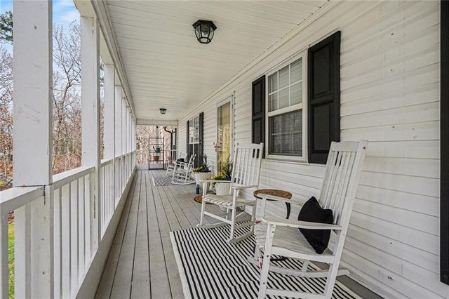 4536 Sequoia Drive, Oakwood, GA 30566