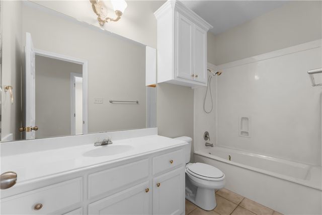 1816 Brothers Boulevard 16, College Station, TX 77845