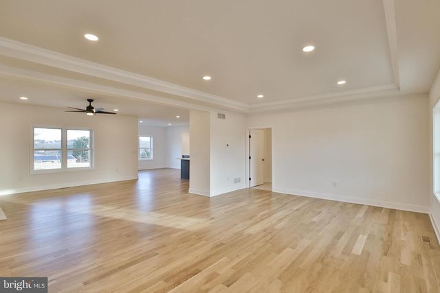 448 LONG LANE RD, Walnutport, PA 18088
