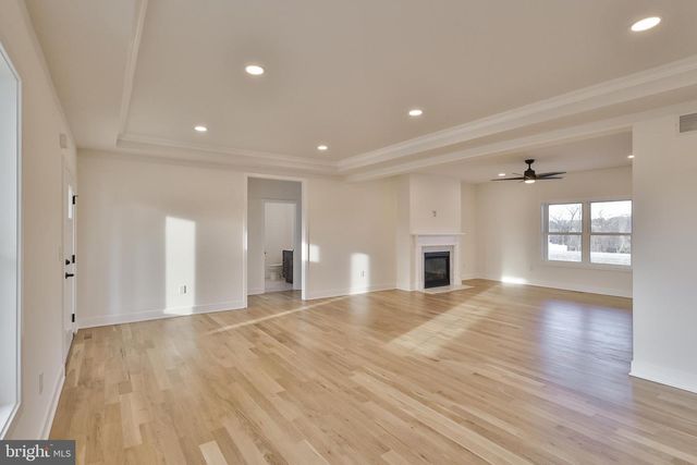 448 LONG LANE RD, Walnutport, PA 18088