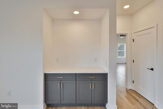 448 LONG LANE RD, Walnutport, PA 18088