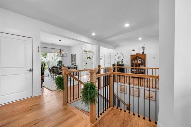 73 Oakhurst Trail, Sharpsburg, GA 30277