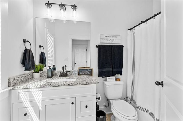 73 Oakhurst Trail, Sharpsburg, GA 30277