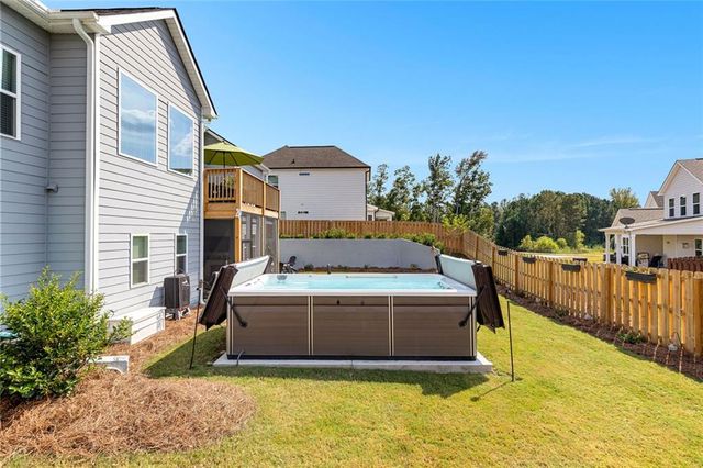 73 Oakhurst Trail, Sharpsburg, GA 30277