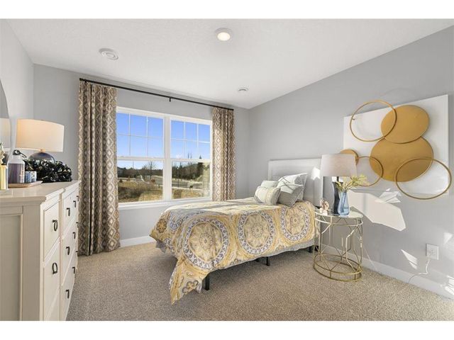 5154 Stable View Drive, Woodbury, MN 55129