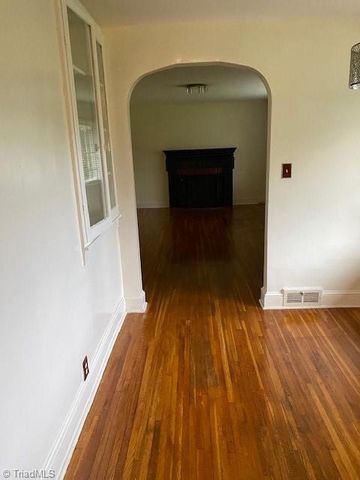 3841 Avera Avenue, Winston-salem, NC 27106