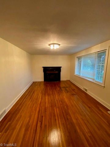 3841 Avera Avenue, Winston-salem, NC 27106