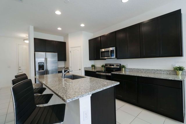 8016 SWEET ORANGE AVENUE, Winter Garden, FL 34787
