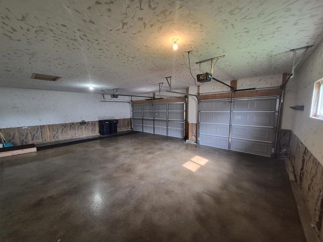 4022 Kingsford Drive, Janesville, WI 53546