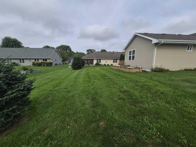 4022 Kingsford Drive, Janesville, WI 53546