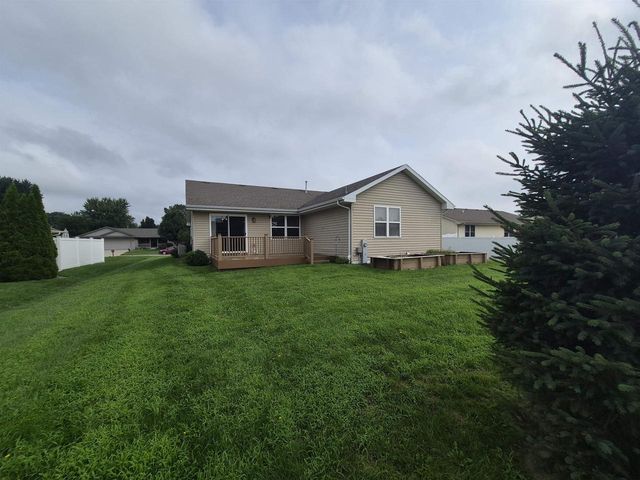 4022 Kingsford Drive, Janesville, WI 53546