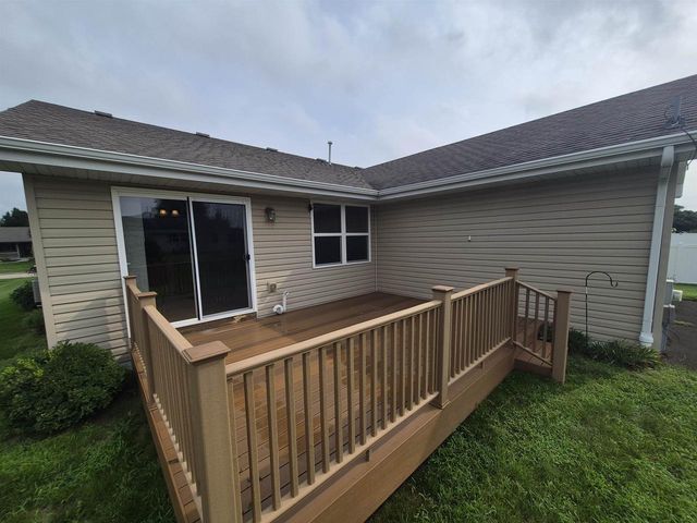 4022 Kingsford Drive, Janesville, WI 53546