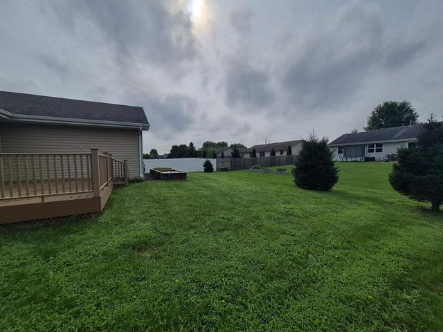4022 Kingsford Drive, Janesville, WI 53546
