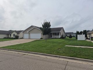 4022 Kingsford Drive, Janesville, WI 53546