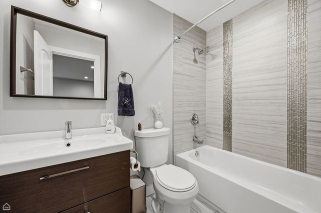 8601 Saint Louis Avenue, Skokie, IL 60076