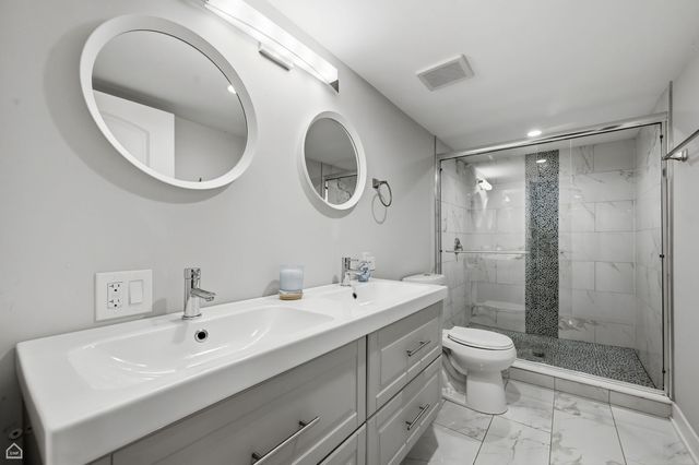 8601 Saint Louis Avenue, Skokie, IL 60076